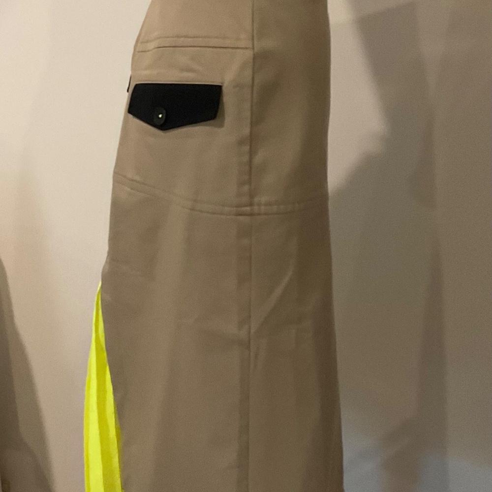 P.E NATION PROPEL SKIRT. SIZE: XS, BROWN/NEON YELLOW. - Picture 11 of 14
